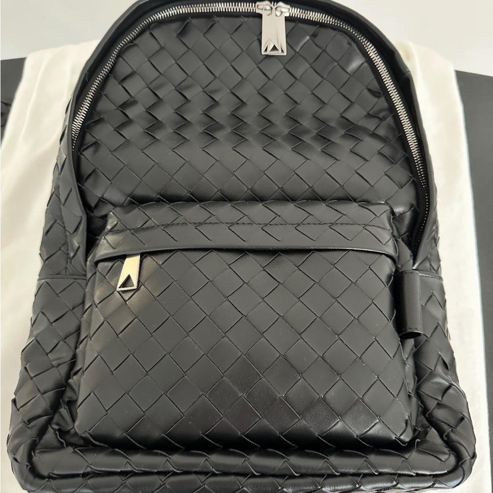 Bottega Veneta Intrecciato Backpack Medium